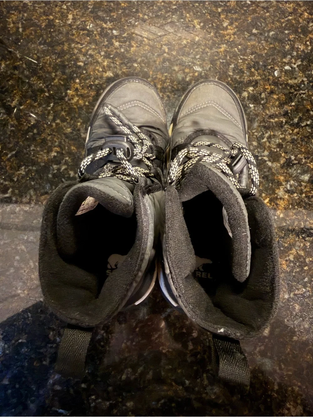 Sorel Whitney II Black Waterproof Winter Boots Youth Size 2